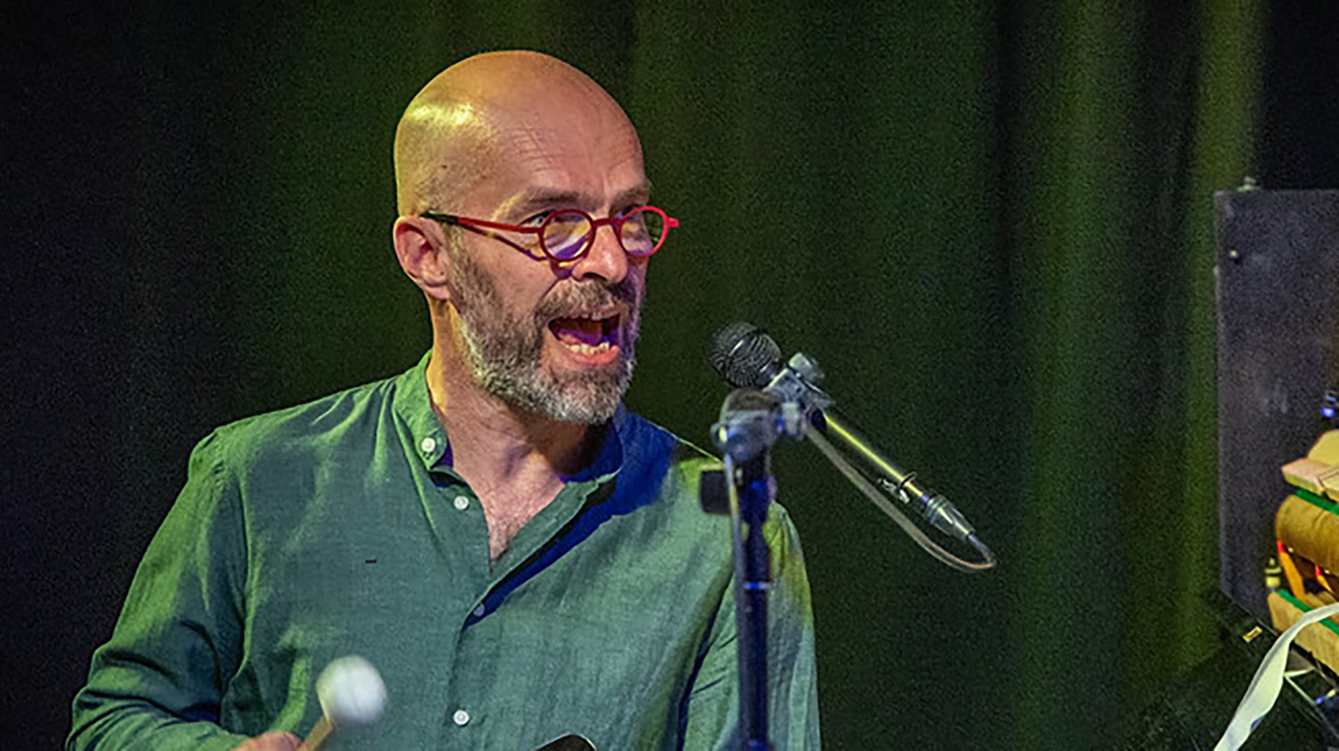 Kari Ikonen sai Art Breaks Walls -palkinnon 2025